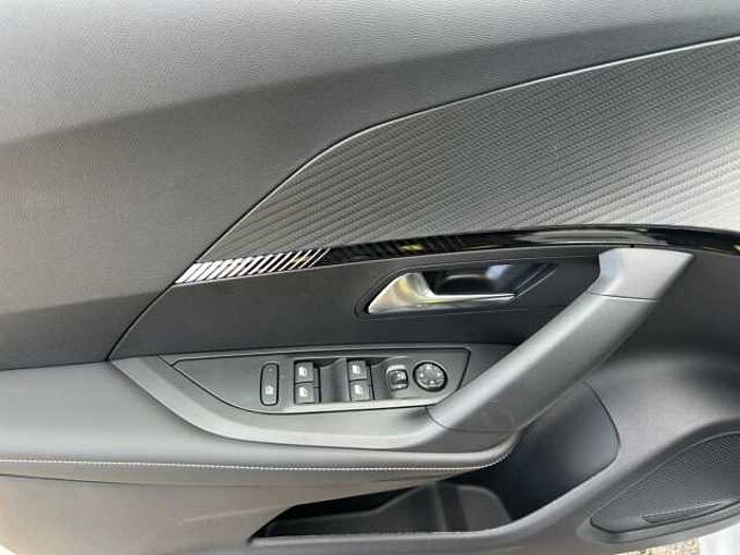 Peugeot 2008 Allure // ACC/Kamera 360°/LED/SHZ