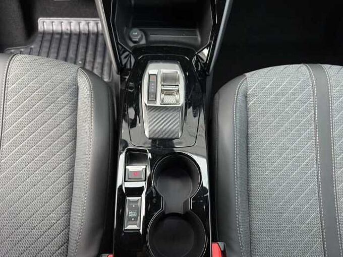 Peugeot 2008 Allure // ACC/Kamera 360°/LED/SHZ