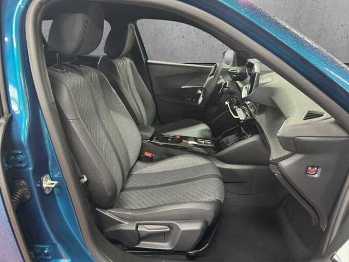 Peugeot 2008 Allure // ACC/Kamera 360°/LED/SHZ