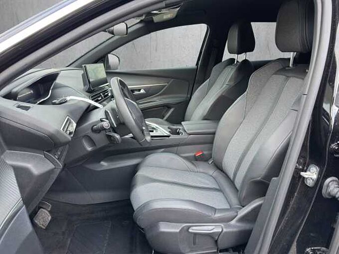 Peugeot 3008 Allure Pack Teilleder/Navi/Kamera