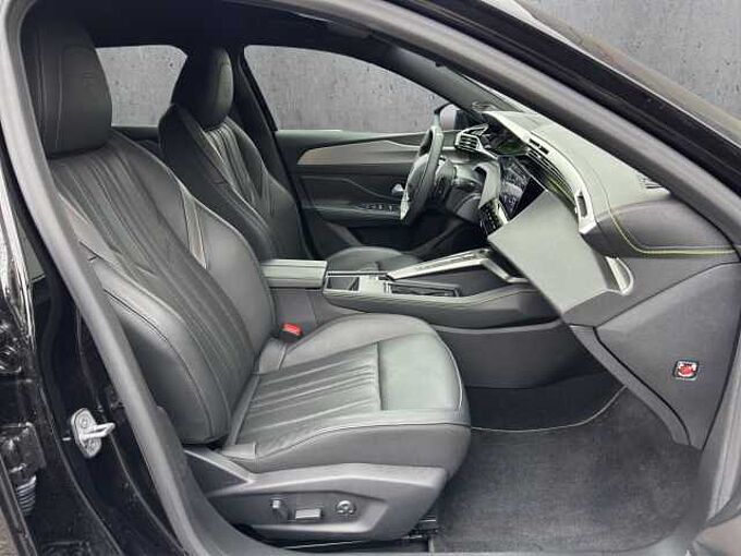 Peugeot 408 GT Leder/Lenkradheizung /el. Heckklappe