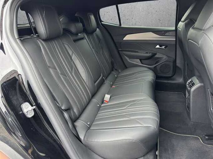 Peugeot 408 GT Leder/Lenkradheizung /el. Heckklappe