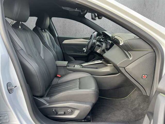 Peugeot 408 GT Leder/ el. Heckklappe