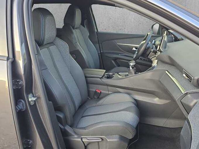 Peugeot 3008 Allure Pack Teilleder/Navi/Kamera....