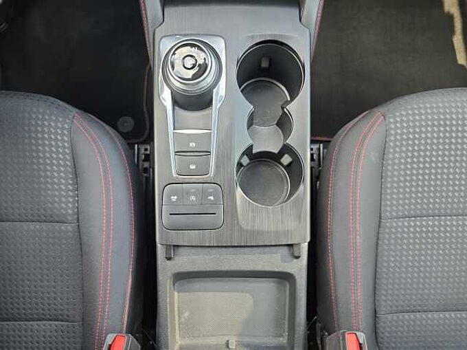 Ford Kuga 2.0 ST Line // Rückfahrkamera/Navi