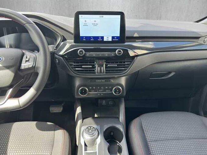 Ford Kuga 2.0 ST Line // Rückfahrkamera/Navi