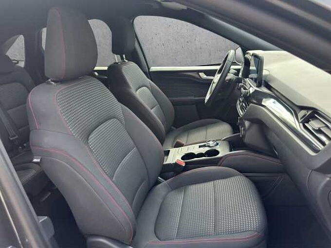 Ford Kuga 2.0 ST Line // Rückfahrkamera/Navi