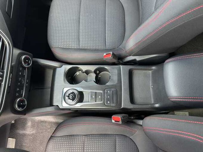 Ford Kuga 2.0 ST Line // Rückfahrkamera/Navi