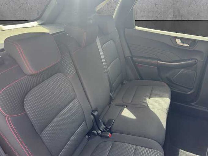 Ford Kuga 2.0 ST Line // Rückfahrkamera/Navi