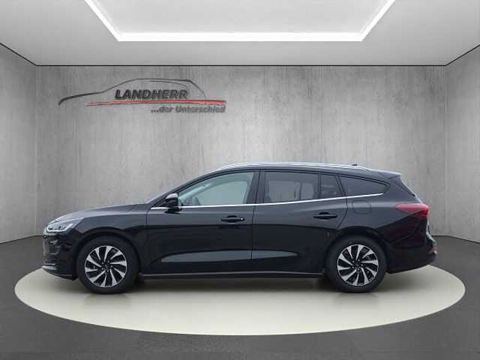 Ford Focus Titanium Navigationssysztem/Rückfahrkamera