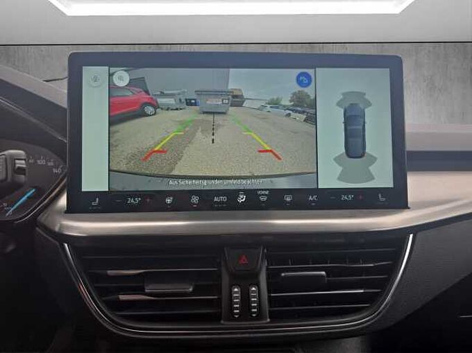 Ford Focus Titanium Navigationssysztem/Rückfahrkamera