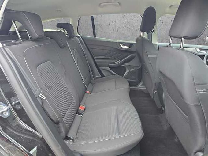 Ford Focus Titanium Navigationssysztem/Rückfahrkamera